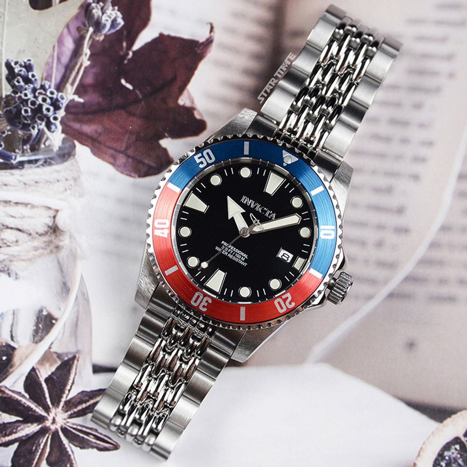 INVICTA ｜Pro Diver 39751 ｜ 黑面紅藍框 銀色不鏽鋼錶帶 自動上鍊機械錶正面展示