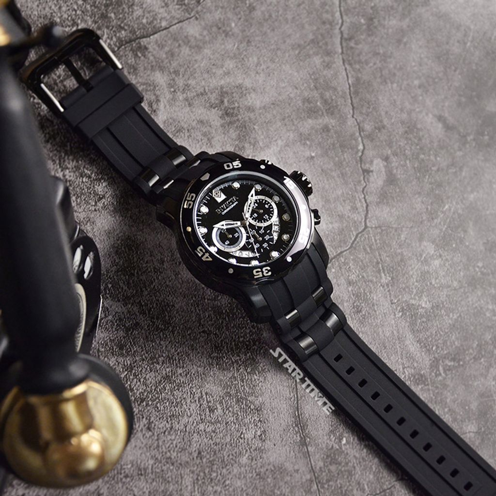 INVICTA ｜Pro Diver SCUBA 6986｜三眼計時 黑面 黑色不鏽鋼錶帶 石英錶平攤展示