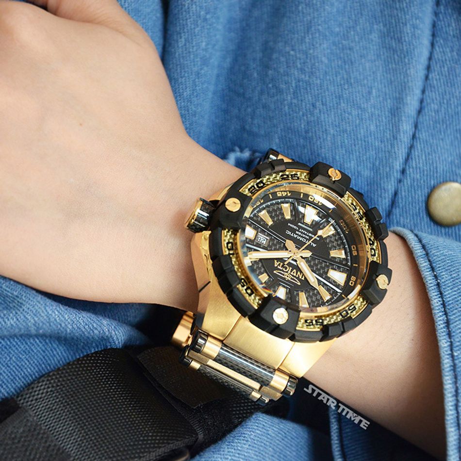 INVICTA ｜Bolt 38138｜黑金色系 不鏽鋼+碳纖維錶帶 55mm大錶徑 自動上鍊機械錶實戴細節