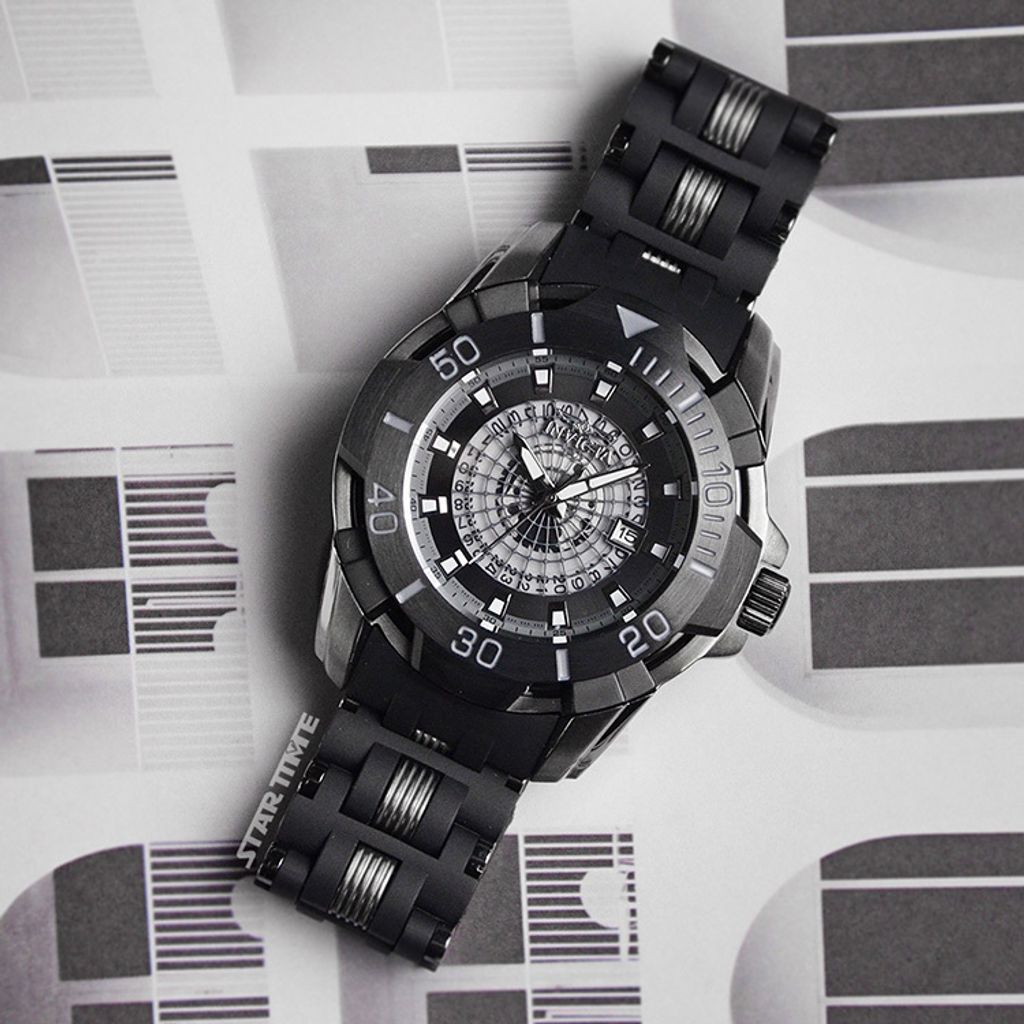 INVICTA ｜Sea Spider系列 44132｜黑色系 蜘蛛網造型錶盤 黑色PU+不鏽鋼拼接錶帶 男錶正面展示