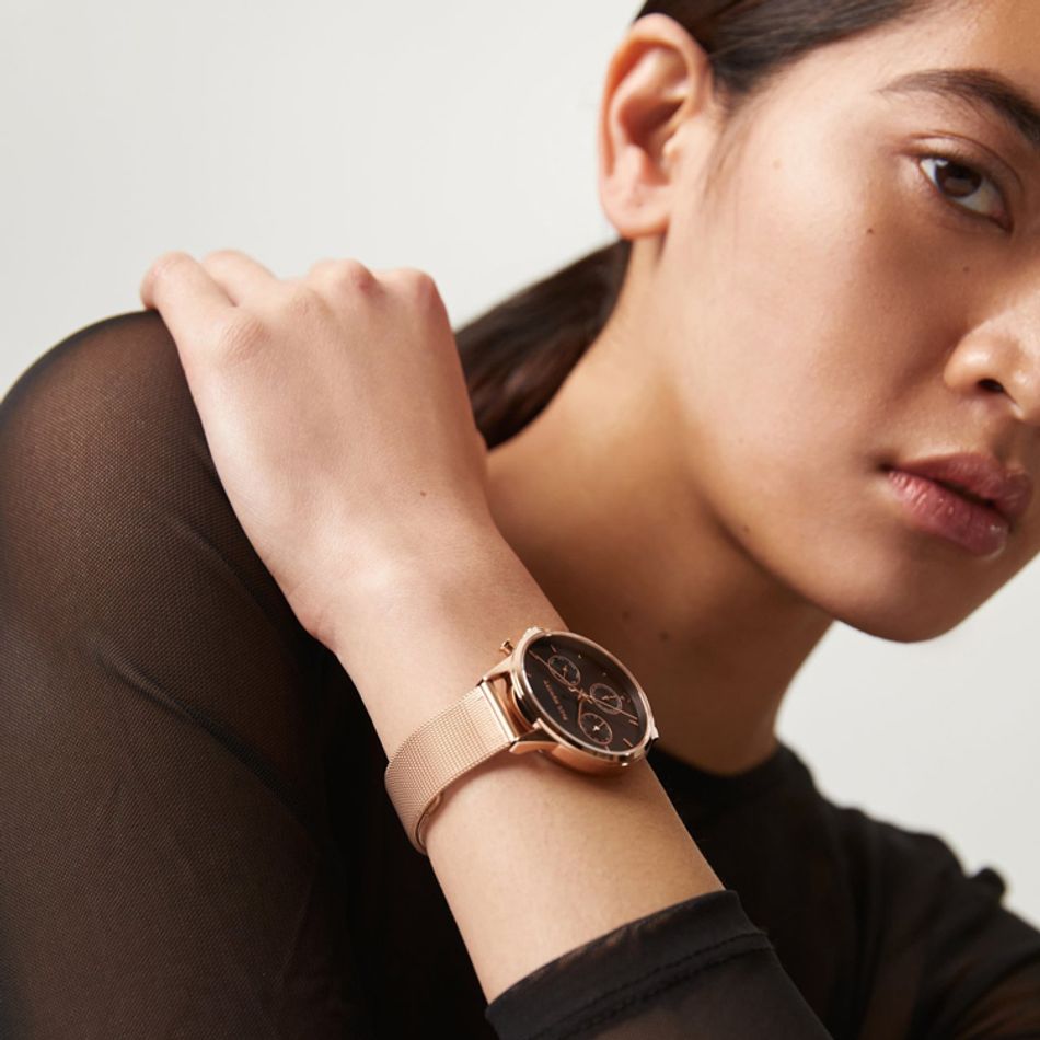 Paul Hewitt | Everpulse Line PH002812 | 黑面時尚玫瑰金米蘭帶計時腕錶實戴展示