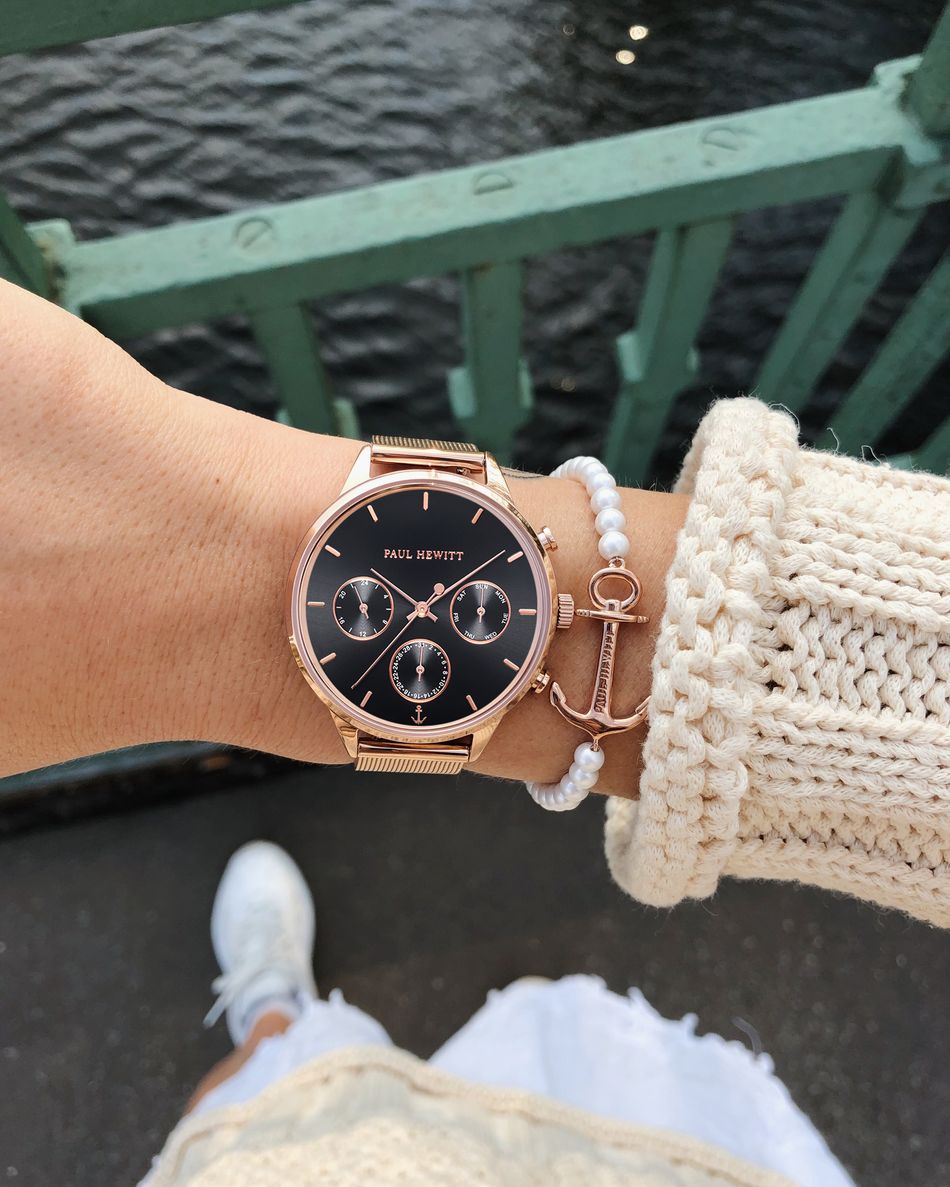Paul Hewitt | Everpulse Line PH002812 | 黑面時尚玫瑰金米蘭帶計時腕錶實戴細節