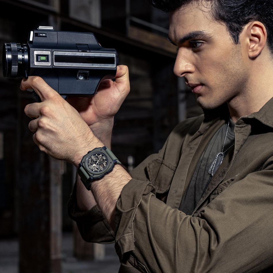 INF4NTRY | REVO47-SKL01-GN | 綠色方殼腕錶 機械鏤空 男錶實戴展示