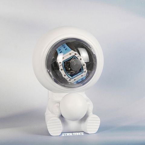 上鍊盒 | ZYT-001-1 | 太空人機械自動上鍊盒 造型LED氣氛燈款 手錶旋轉盒 搖錶器 1入 正面細節