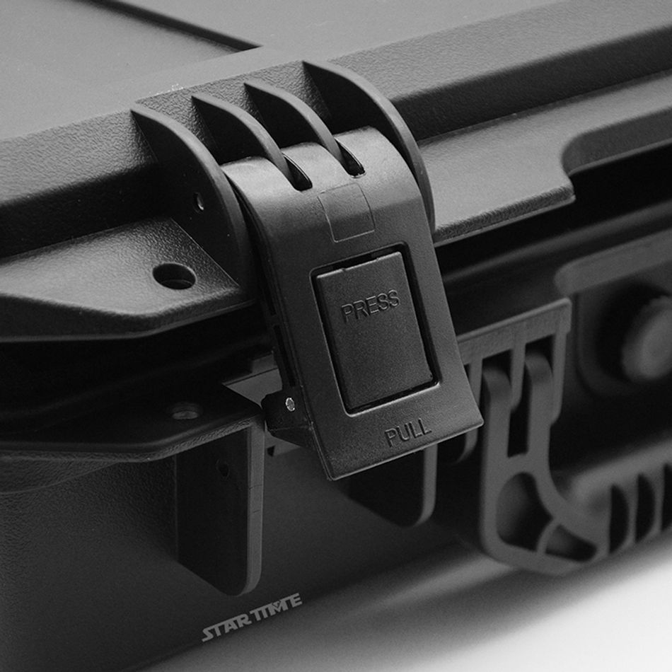 手錶收納盒  可攜帶式 黑色手提防撞手錶收納盒 攜帶方便錶盒 8入錶盒 卡榫