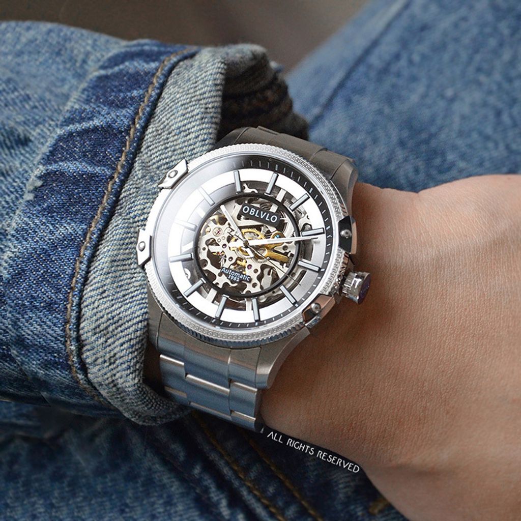 OBLVLO ｜CAM-AR-SK-YBY｜銀色鏤空機械腕錶 不鏽鋼錶帶實戴細節