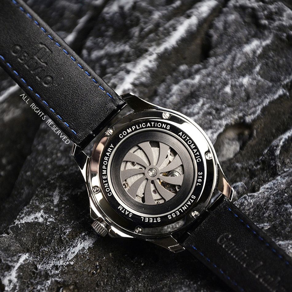 OBLVLO｜DK-STA-YSB｜銀框星空面 星輪 自動上鍊機械腕錶 皮革錶帶背面展示