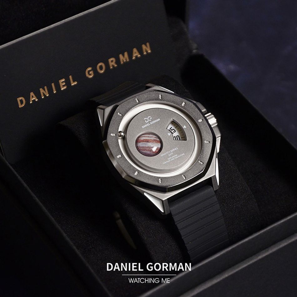 DANIEL GORMAN ｜萬有引力系列 DG0132QW ｜木星款 灰框 黑色矽膠錶帶盒裝展示