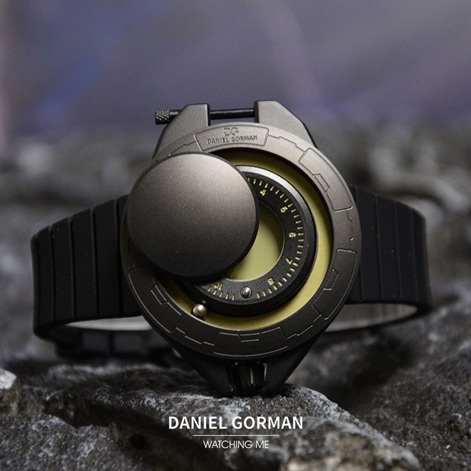 DANIEL GORMAN ｜DG0133KG｜黑+綠 磁吸指針 滑蓋宇宙太空船造型 矽膠錶帶上蓋展示