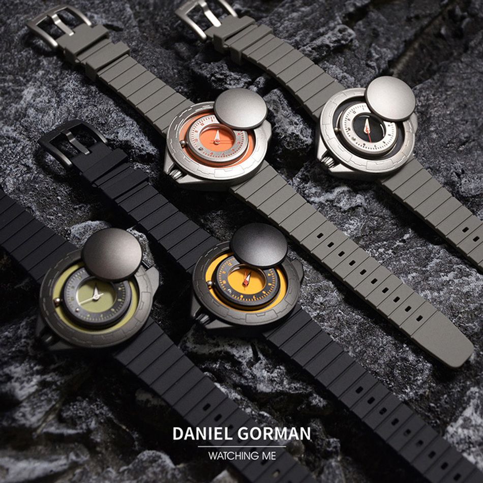 DANIEL GORMAN ｜DG0133SK｜灰+黑 磁吸指針 滑蓋宇宙太空船造型 矽膠錶帶系列圖
