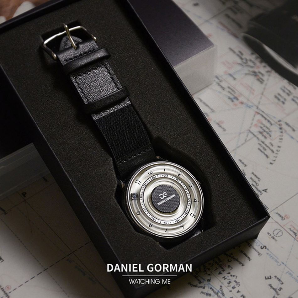 DANIEL GORMAN ｜DGY000WK｜白色透明面 磁吸指針 銀色框 黑色鬆緊+皮革錶帶盒裝