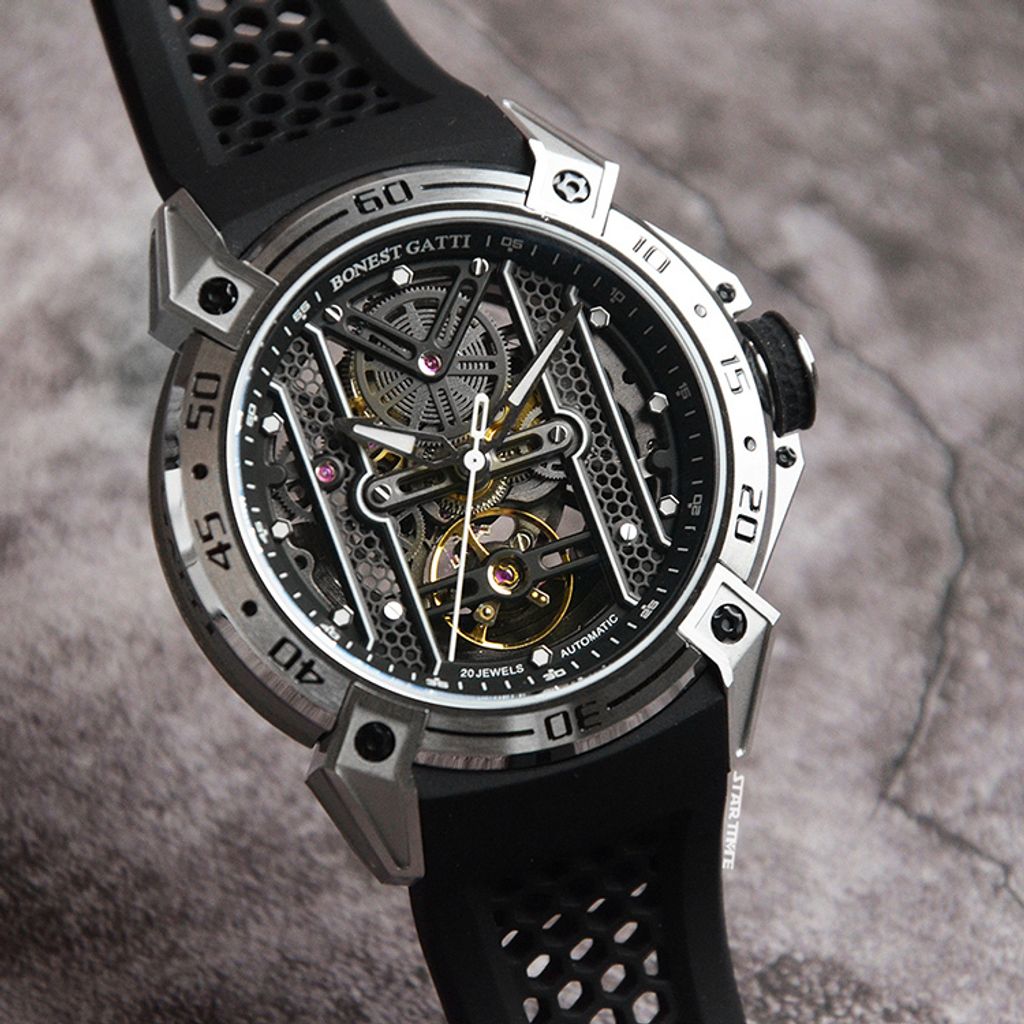 BONEST GATTI 布加迪 | 宇宙系列 BG5805-A2 | 黑銀款 鏤空面盤 黑色氟橡膠錶帶 自動上鍊機械腕錶錶面細節