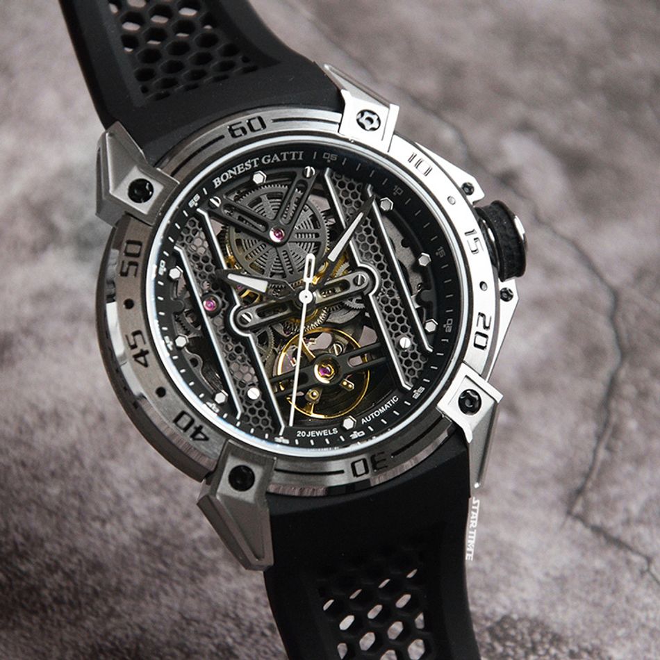 BONEST GATTI 布加迪 | 宇宙系列 BG5805-A2 | 黑銀款 鏤空面盤 黑色氟橡膠錶帶 自動上鍊機械腕錶錶面細節