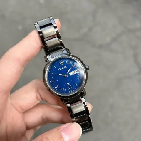 CITIZEN星辰 | XC系列 EW2428-59L | Hebe田馥甄聯名款 羅馬數字閃耀 光動能 限量女錶 實體展示