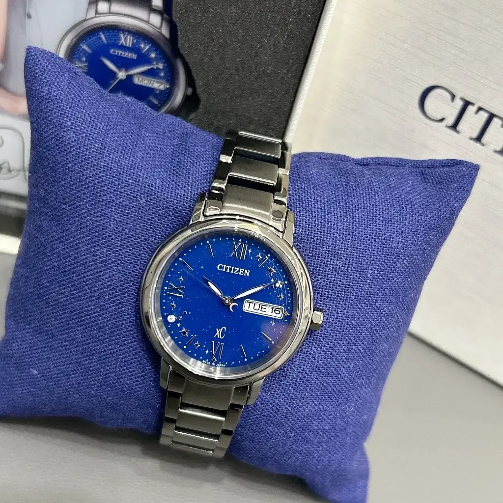 CITIZEN星辰 | XC系列 EW2428-59L | Hebe田馥甄聯名款 羅馬數字閃耀 光動能 限量女錶 正面展示