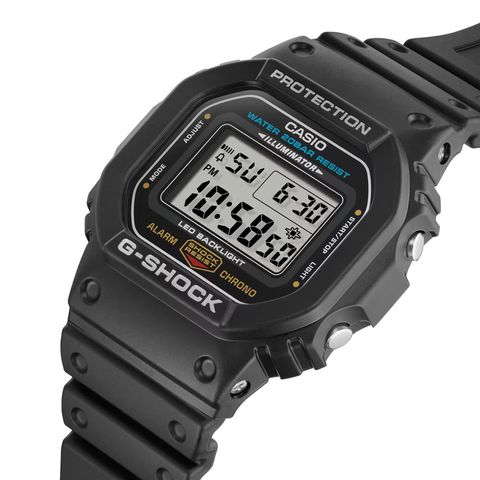 CASIO G-SHOCK | DW-5600UE-1 | 沉穩黑 運動潮流錶 錶面細節