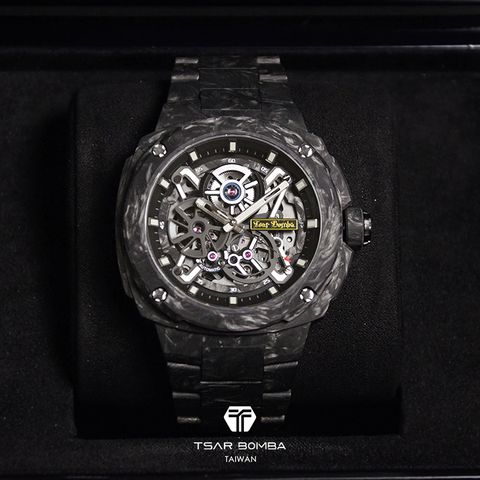 Tsar Bomba 機械公爵 | 電子系列 TB8401CF-02 | 黑色碳纖維框 碳纖維錶帶 機械錶 正面展示