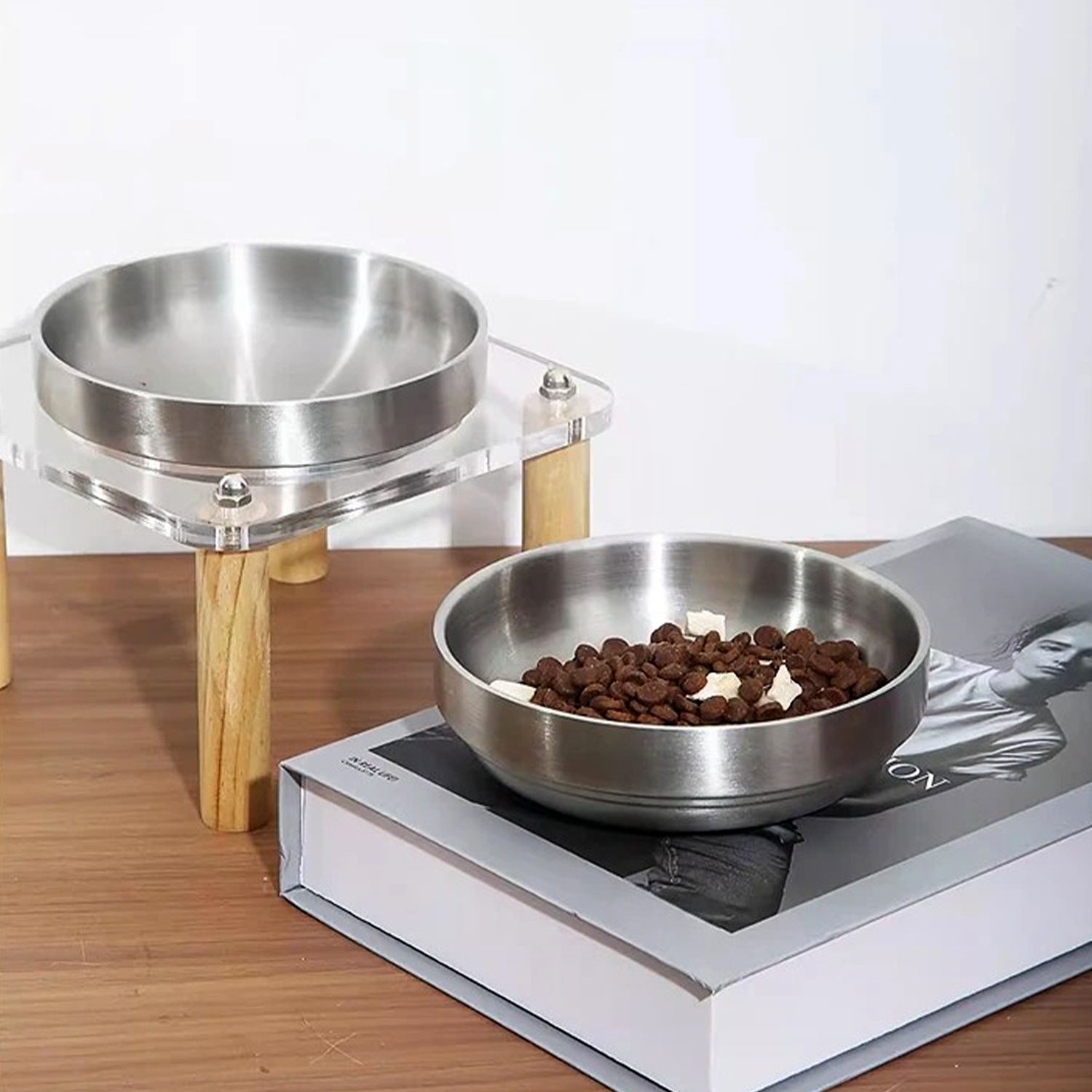 Stainless Steel Bowl_Acrylic Stand_2