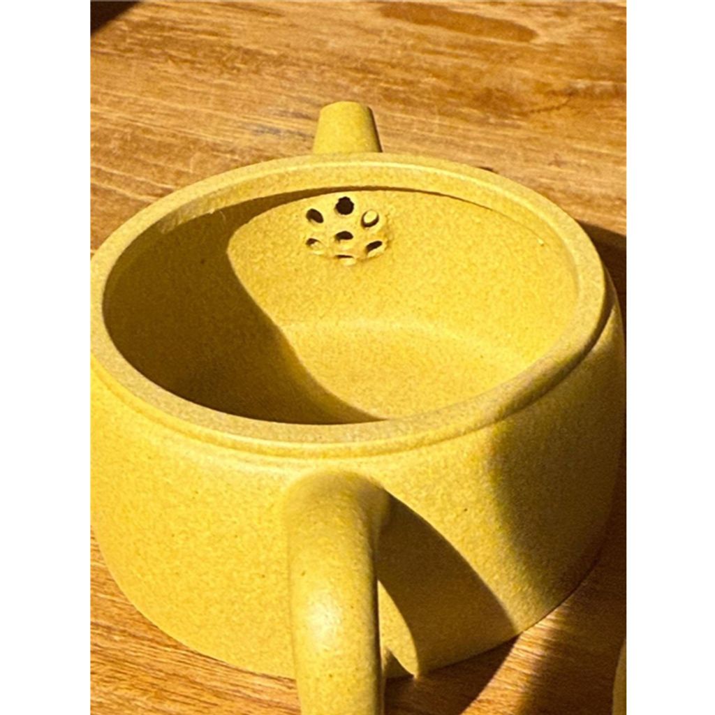 tw-11134207-7rasc-m25dqt7j8szpe0