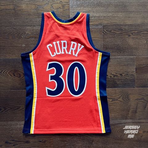 tw-11134207-7r990-lxuvaegs135ce2