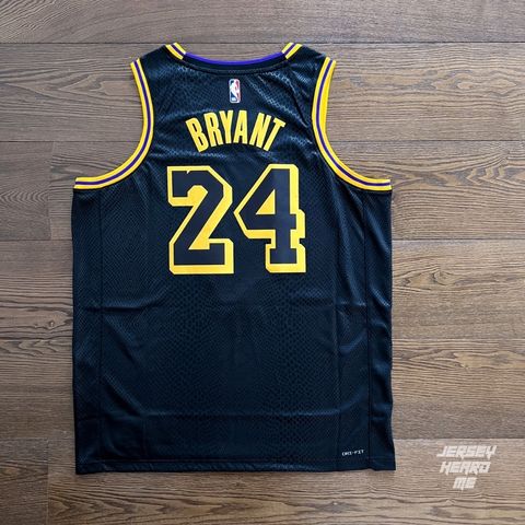 tw-11134207-7r992-lr8eta5795uaef