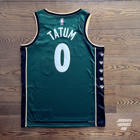 sg-11134201-22120-v8rz2nn0zalv80