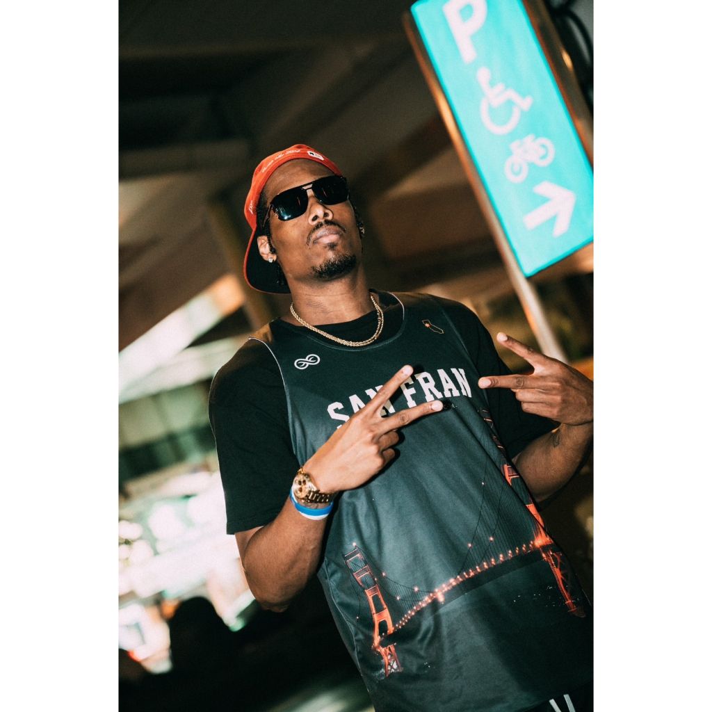 tw-11134207-7qul2-ljnx6kp75dxied