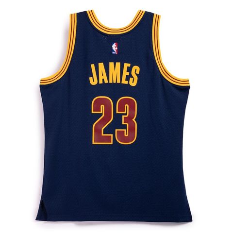 tw-11134207-7rbk1-m95pxs6r5v9h2f