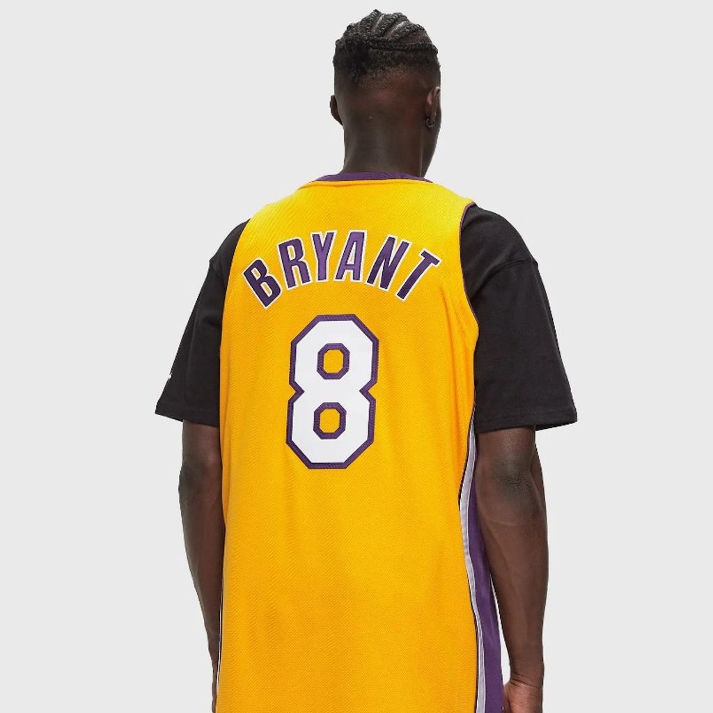 tw-11134207-7ra0s-mbpm2e2d5usqf4