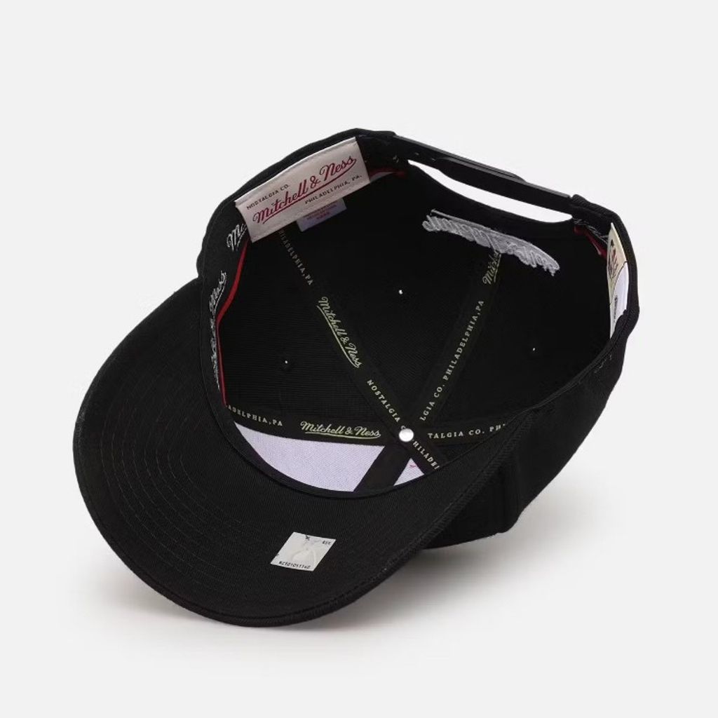 tw-11134207-7ra0s-mcgqma8p01mn8a