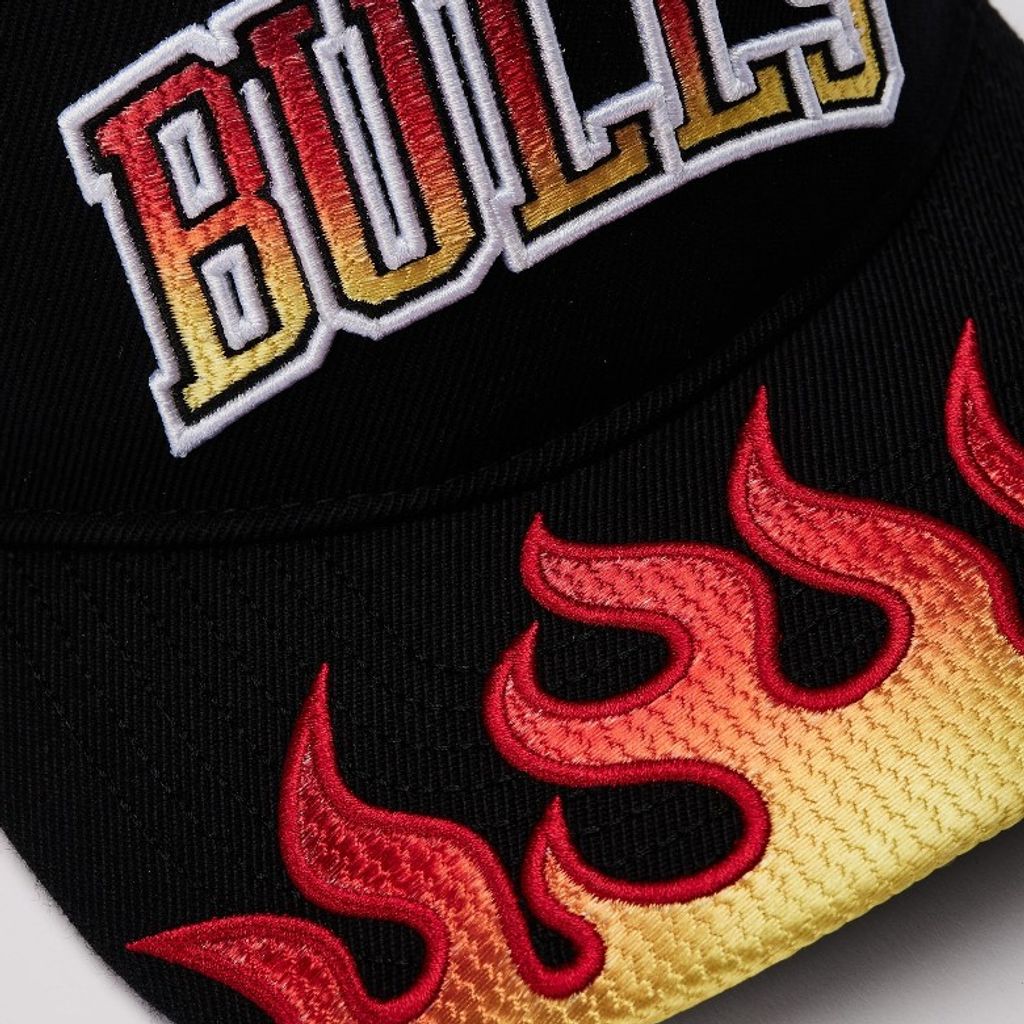 tw-11134207-7ra0s-mcgpysiimds0ba