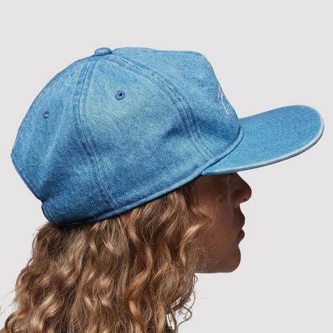 tw-11134207-81zti-mh58l6yo3k09cd