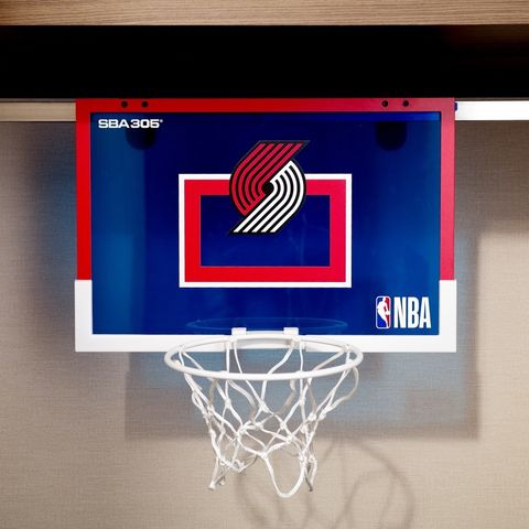 tw-11134207-81ztl-mhc2a5oqrc3v1d