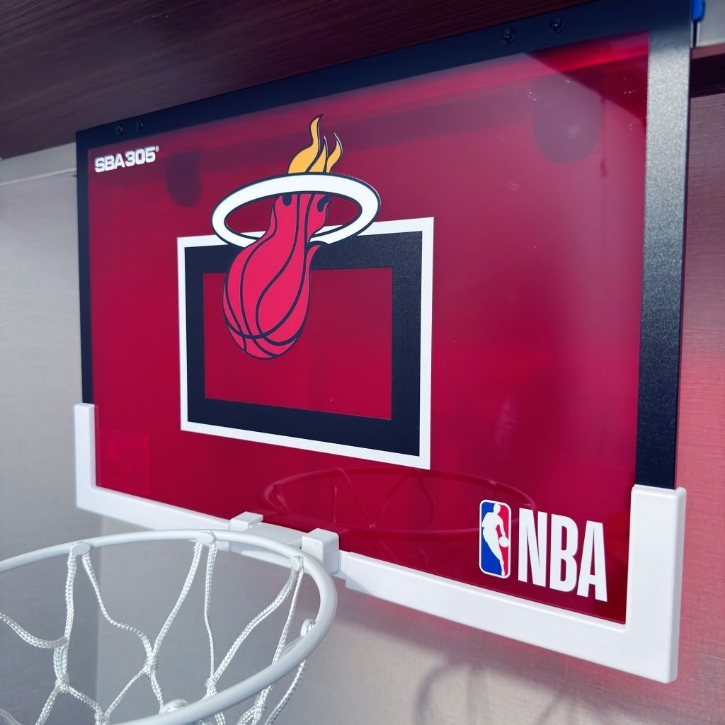 tw-11134207-81ztg-mhc28f3u4ljc67