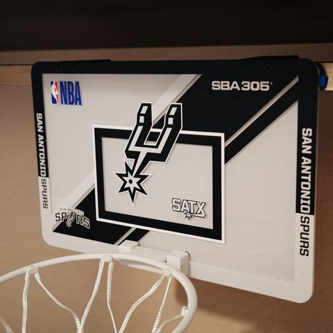 tw-11134207-81zti-mhc7oho9yz9l7b