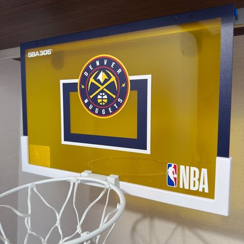 tw-11134207-81ztl-mhbsfwo40jri7a