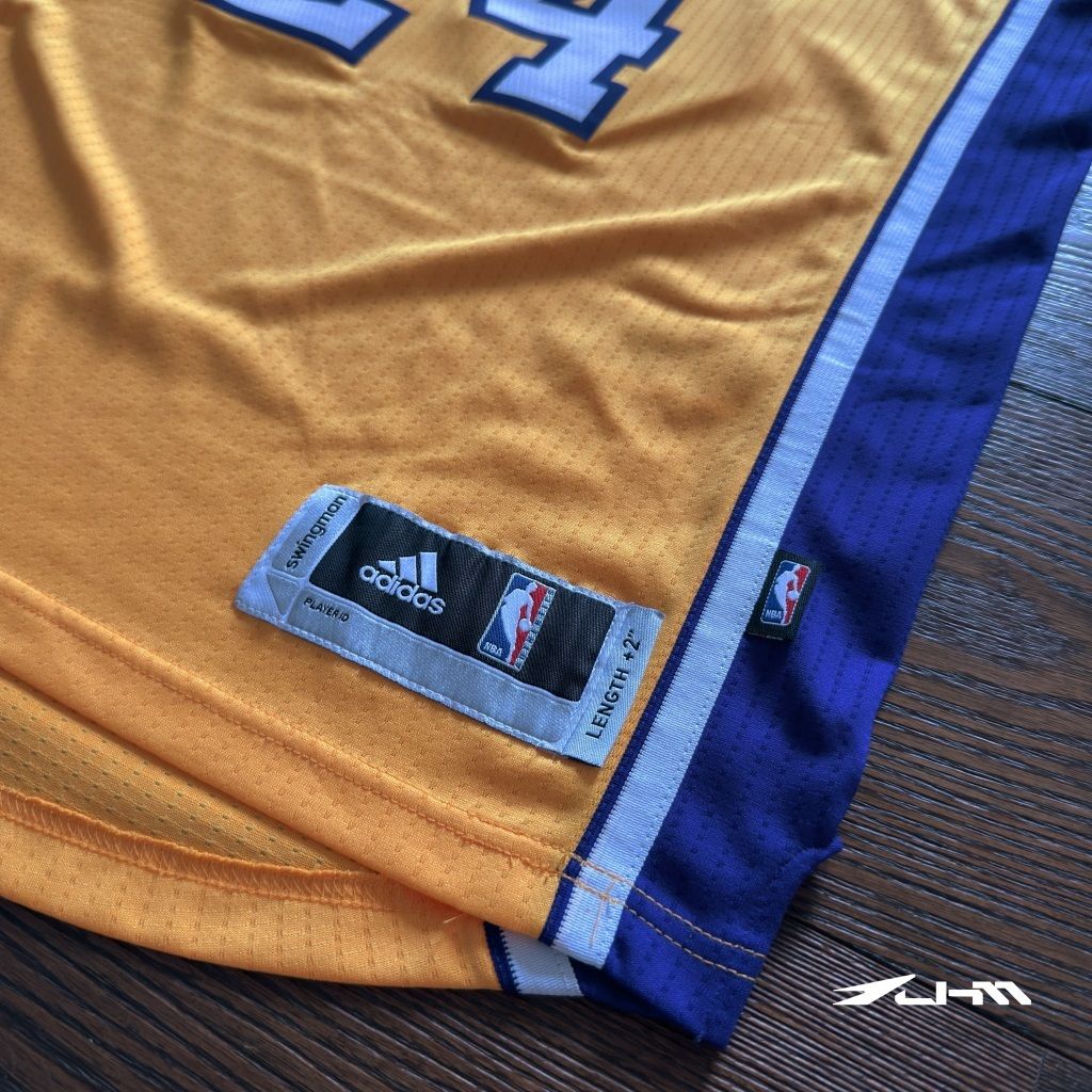 tw-11134207-81ztj-mi01arn0z85c88