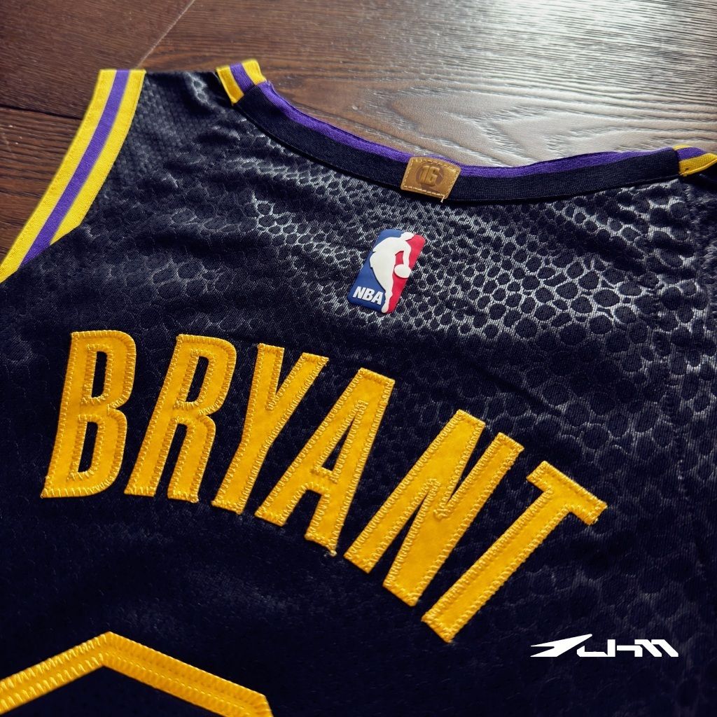 tw-11134207-81ztm-mi01f4aj0wlg14