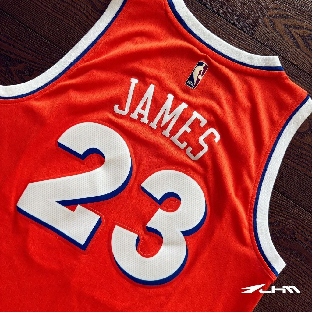 tw-11134207-81ztf-mi1igmn9v85ce4