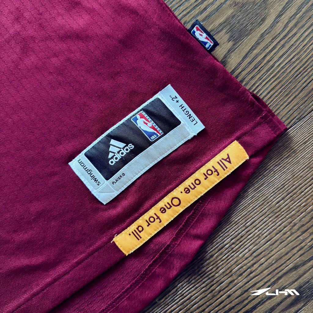 tw-11134207-81ztc-mi1in017mt4zee