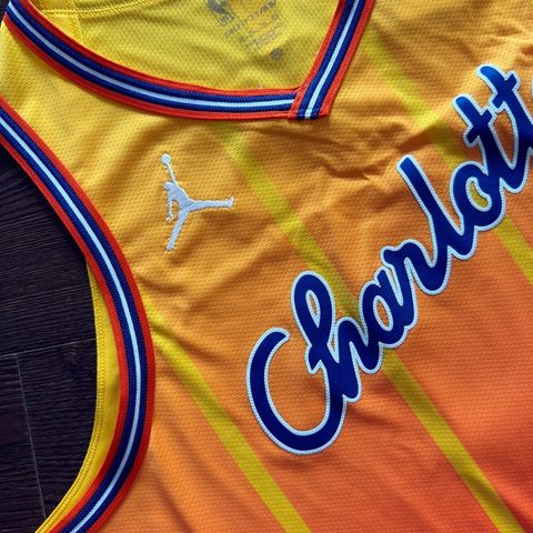 tw-11134207-81zte-mim8461onq4g4c