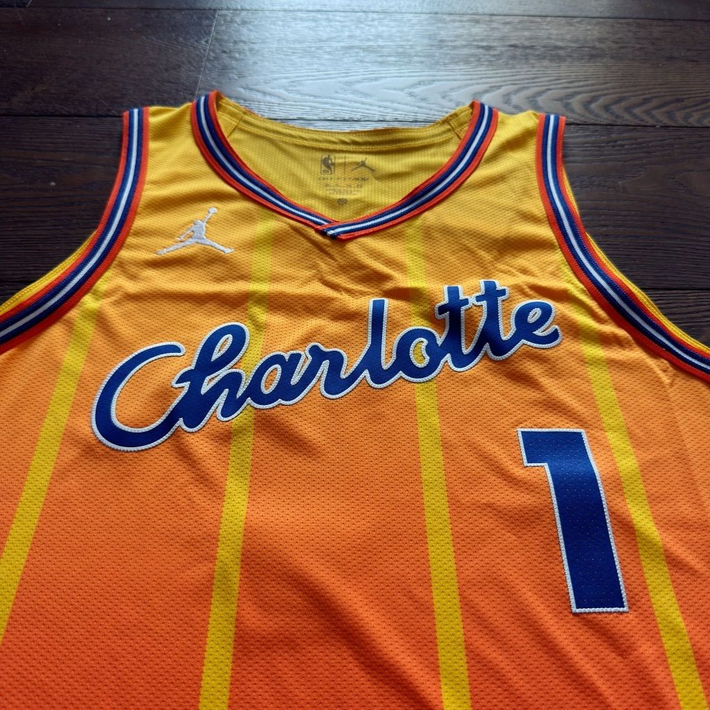 tw-11134207-81ztl-mim84620prlvca