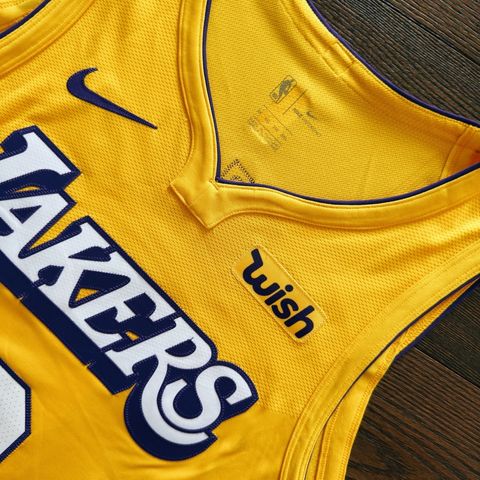 tw-11134207-81ztf-mim1z7arg1s82c