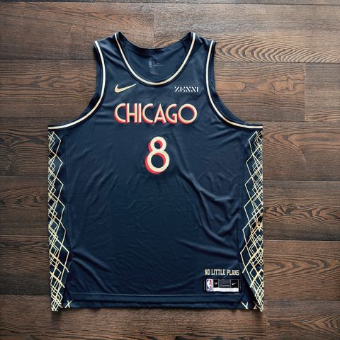 tw-11134207-81ztn-mim2lxfblc78f8