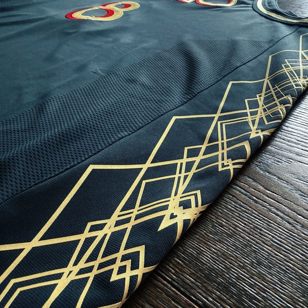 tw-11134207-81ztd-mim2miqxmgw282