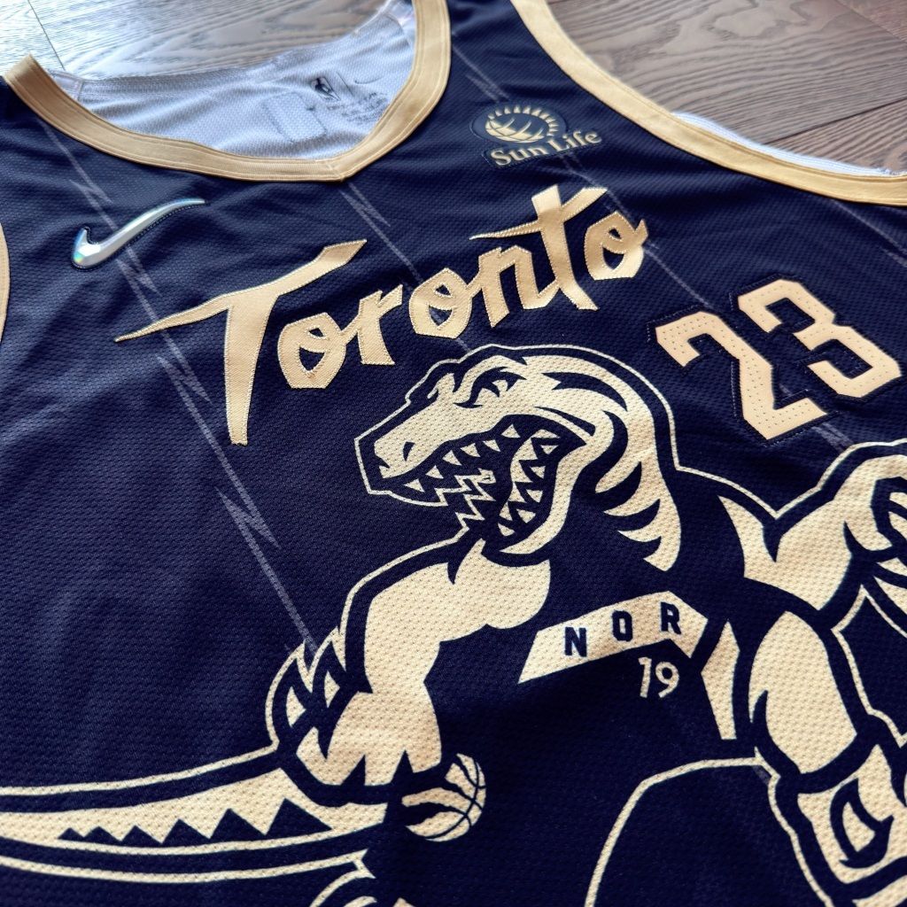 tw-11134207-81zth-mim2gec8ya6ccb