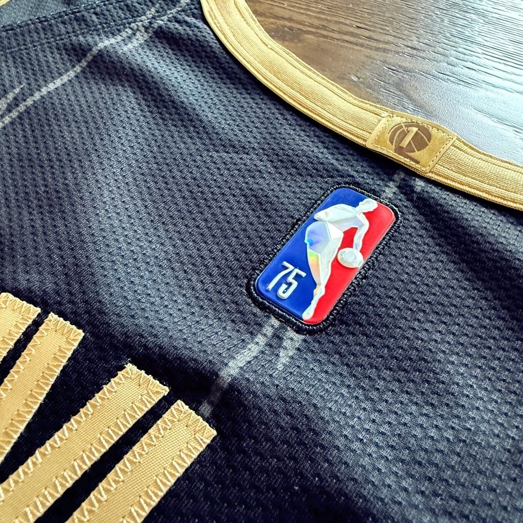 tw-11134207-81ztg-mim2geccchkxed