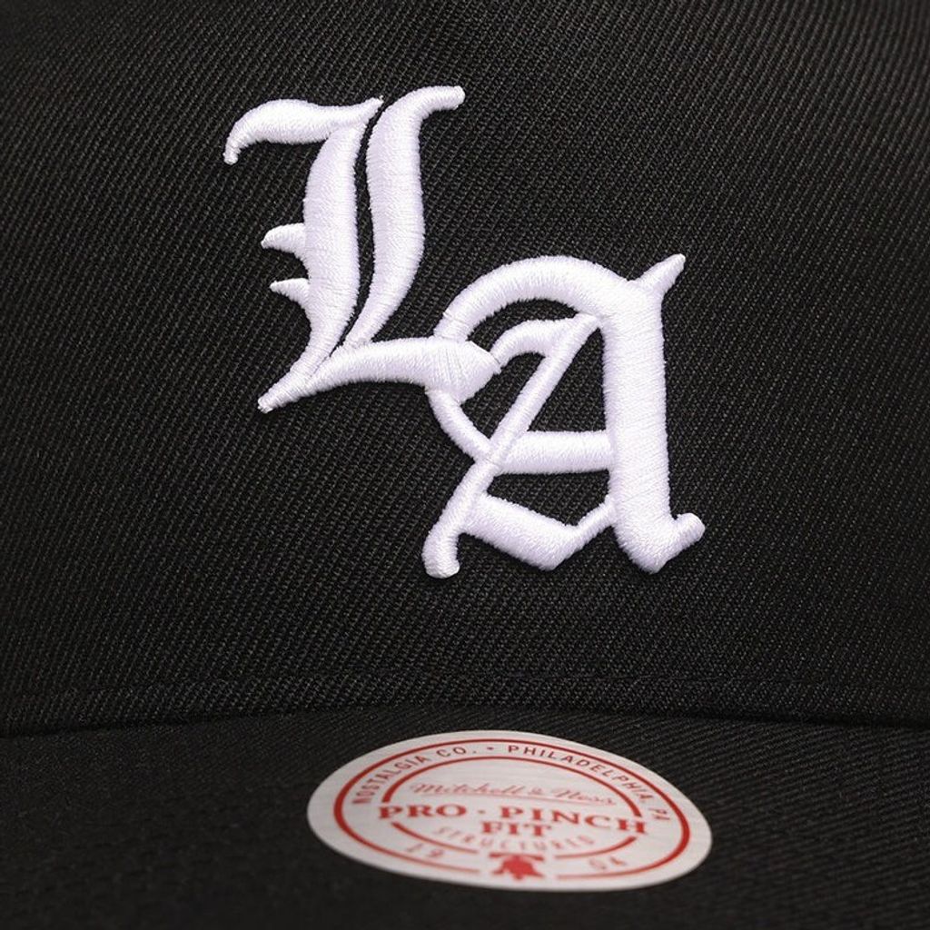 tw-11134207-81ztm-mj1igg0ow6bmee