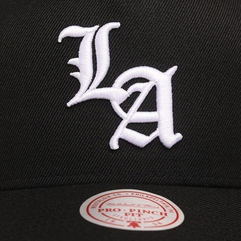 tw-11134207-81ztm-mj1igg0ow6bmee