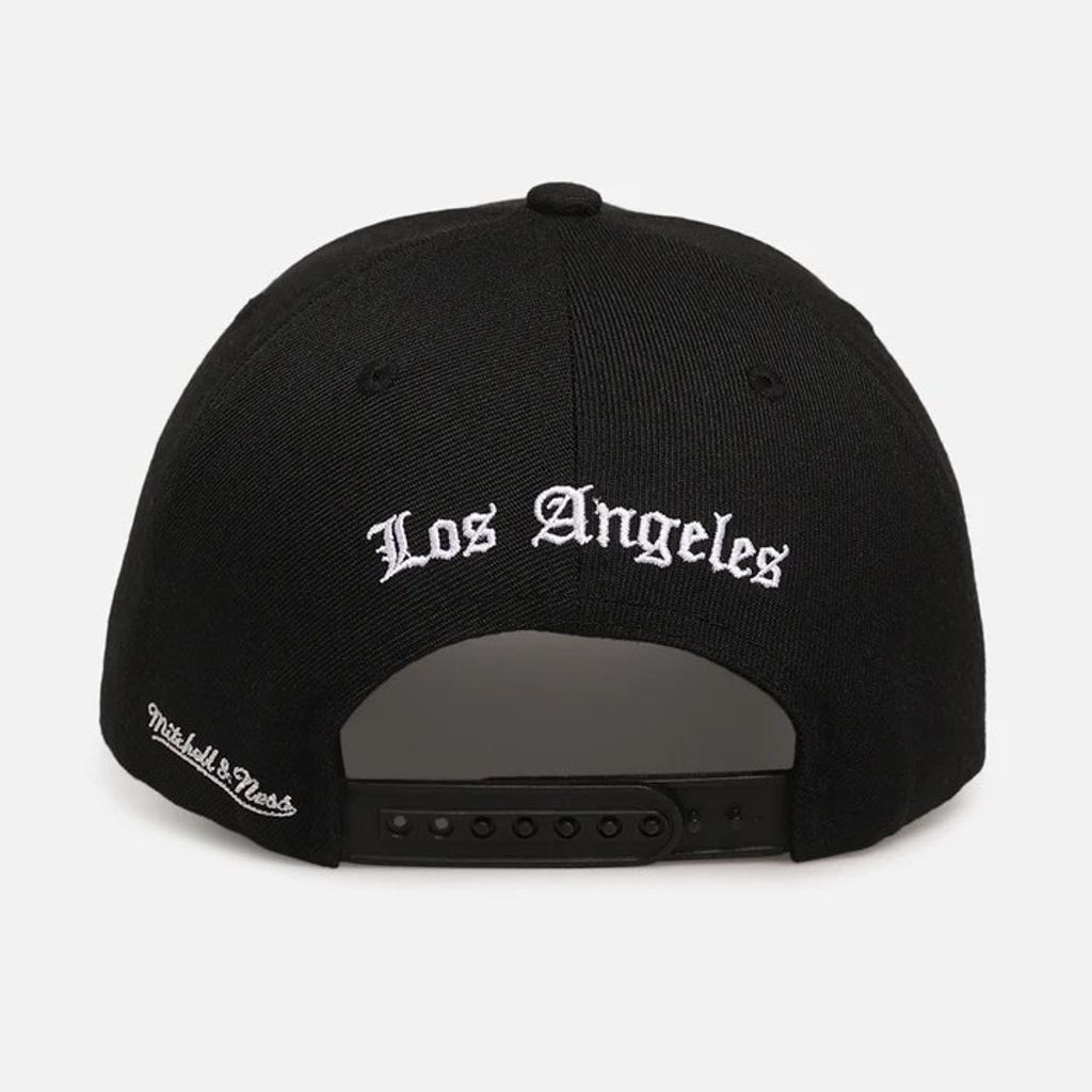 tw-11134207-81ztf-mj1igmzaw6pu04